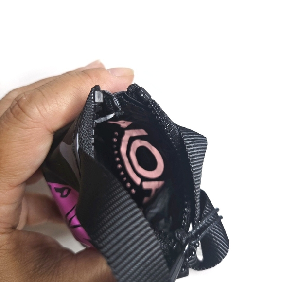 HAWAII EXCLUSIVE NWT ALOHA Collection Tiny Tripper Kalo Camo Black Pink Taro - Picture 3 of 4